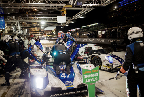 LE MANS ZÁVOD AUTOMOBILY