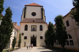 Kostel Panny Marie Sněžné