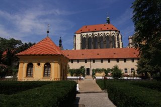 Kostel Panny Marie Sněžné