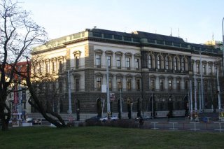 České vysoké učení technické na Karlově náměstí