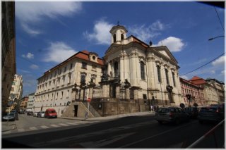 pha2-kostel-sv-cyrila-a-metodeje110511_002