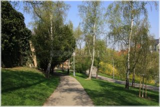 Ústí tunelu o dětského hřiště Lumírovy sady