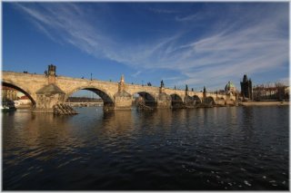 Karlův most - pohled z ostrova Kampa