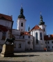 Strahovský klášter - vnitřní nádvoří a basilika Nanebevzetí Panny Marie 