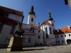 Strahovský klášter  - vnitřní nádvoří a basilika Nanebevzetí Panny Marie 